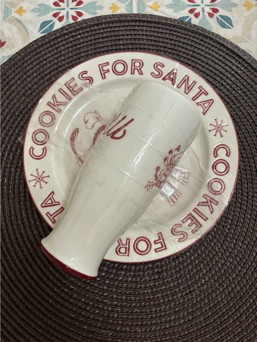Disney White and Red 'Cookies for Santa' Plate Set